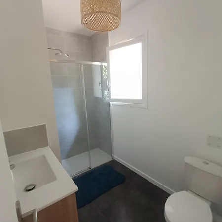 Maison Dans Le Centre De בית נופש *
